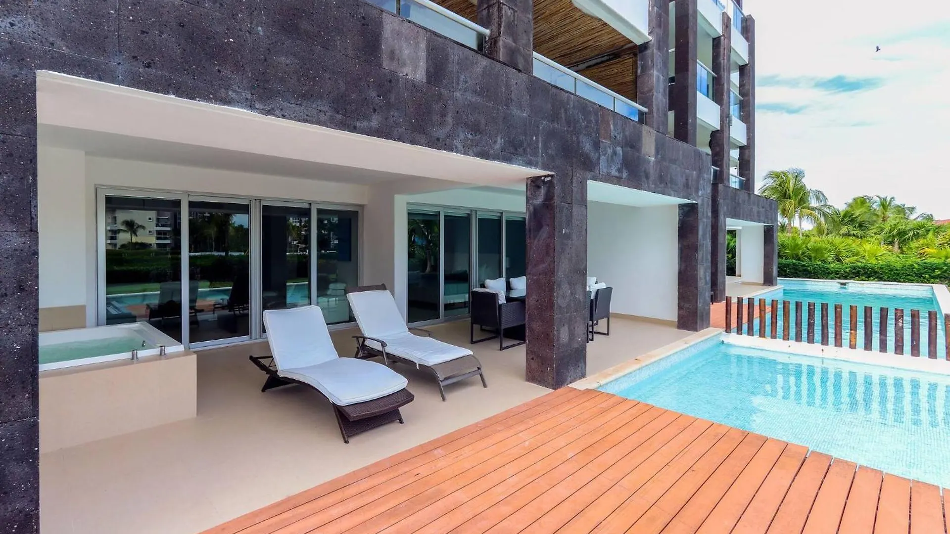 Ocean View With Plunge Pool - Beachfront Complex - At Mareazul Condo Agua Dulce Mexico